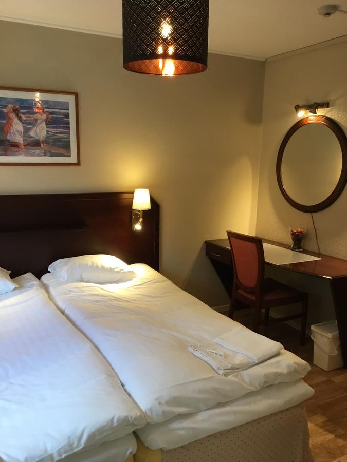 Dagsholm Hotell Fargelanda Екстер'єр фото